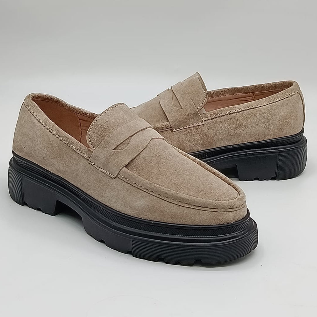 Nouveau Mocassin CALVANO Daim Beige 100% cuir
